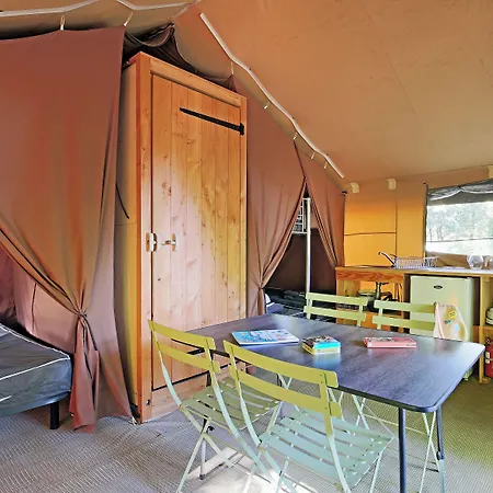 Huttopia 4* Saumur