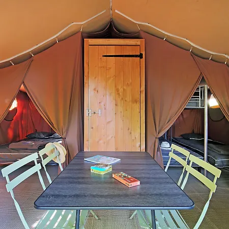 Huttopia 4* Saumur