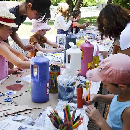 אתר קמפינג Huttopia