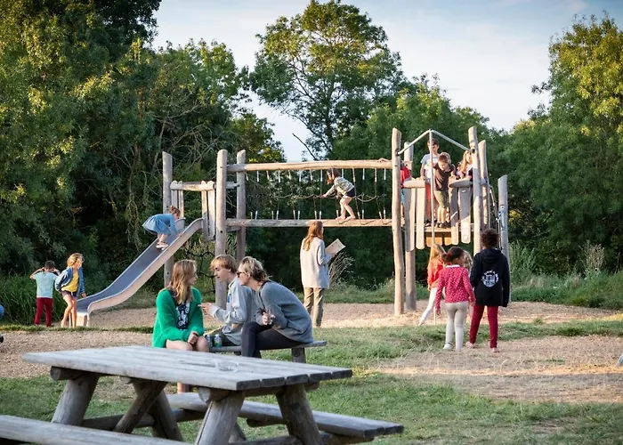 Campeggio Huttopia 4*